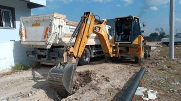 Kazım Karabekir’de yeni yerleşim alanına ek kanalizasyon hattı
