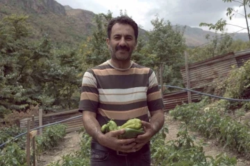 Kemaliye’de kapya biberi yetiştirilmeye başlandı
