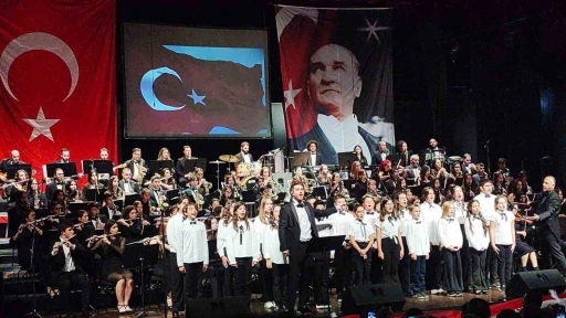 Kemer’de geleceğin müzisyenlerinden konser
