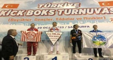 Kick boks turnuvasına Sakarya Büyükşehirli sporcular damga vurdu