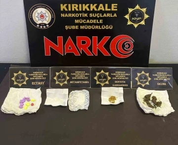 Kırıkkale’de üzerinde uyuşturucu bulunduran şahıs, polise yakalandı
