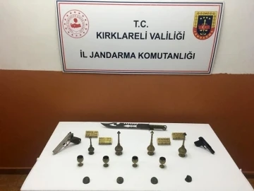 Kırklareli’de düzenlenen operasyonda Bizans dönemine ait parçalar ele geçirildi
