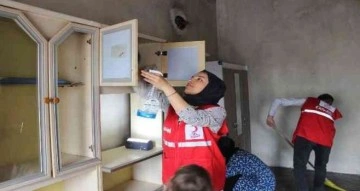 Kızılay, Cizre’de ihtiyaç sahibi ailenin evini onararak bayrama hazırladı