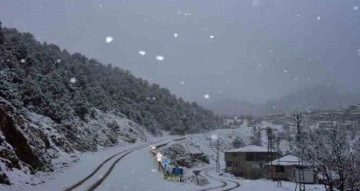 Kızıldağ Yaylası beyaza büründü