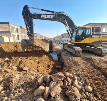 Kızıltepe’de içme suyu ve altyapı çalışmaları devam ediyor
