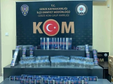 Kocaeli’de bir araçta 780 paket kaçak sigara ele geçirildi
