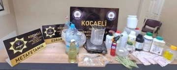 Kocaeli’de zehir tacirlerine operasyon : 3 tutuklama
