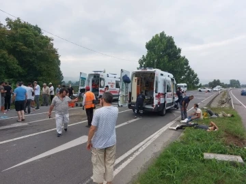 Kontrolden çıkan işçi minibüsü devrildi: 5 yaralı
