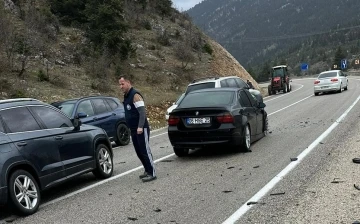 Konya’da trafik kazalarında 8 kişi yaralandı
