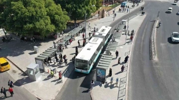 Konya’da turnike sistemiyle otobüslerin bekleme süresi ve karbon emisyonu azaldı
