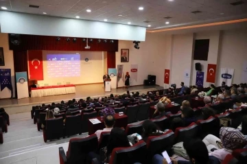 Konya’da Üstün Yeteneklilerin Eğitimi ve Çocuk Araştırmaları kongreleri başladı
