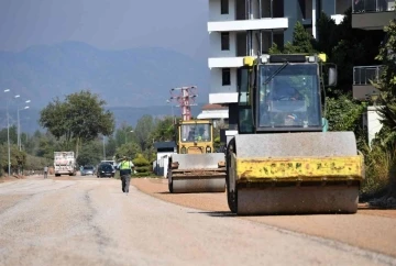 Konyaaltı’nda üç mahallenin trafik sorunu çözüldü
