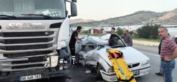 Korkuteli'de kaza: 1 ölü, 2 yaralı