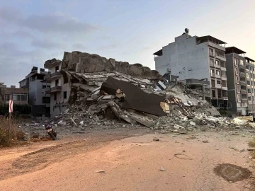 Korna sesiyle yıkılan 7 katlı bina, vatandaşlara deprem etkisi yaşattı
