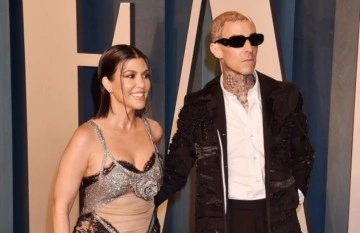 Kourtney Kardashian ve Travis Barker düğün yaptı ama evlenmedi!