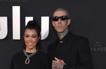 Kourtney Kardashian ve Travis Barker 'sade bir düğün istiyor'