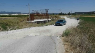 Köy sakinleri yol problemlerinin bir an önce çözüme kavuşturulmasını istiyor
