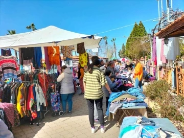 Köyceğiz’de ikinci el pazarına yoğun ilgi
