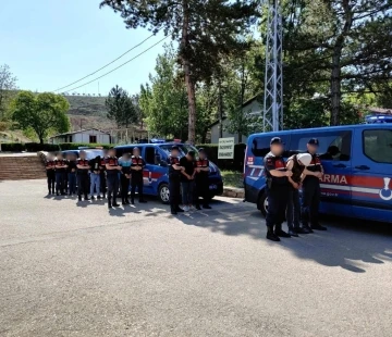 Köylere dadanan hırsızlar yakayı ele verdi: 6 gözaltı
