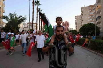 Kozanlılar Filistin ve Doğu Türkistan için tek yürek oldu
