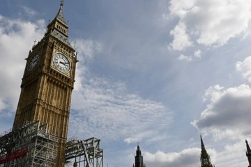 Kraliçe Elizabeth için yapılan saygı duruşu sırasında çanları çalmayan Big Ben’e soruşturma