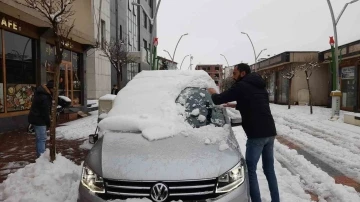 Kulp beyaz örtüyle kaplandı
