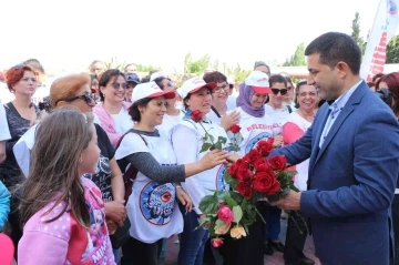 Kuşadası Belediyesi’nde bayram öncesi personelin ödemeleri yapıldı
