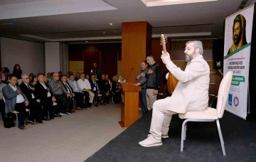 Kuşadası’nda Hacı Bektaş Veli Anadolu Kültür Vakfı Eğitim ve Danışma Çalıştayı Başladı
