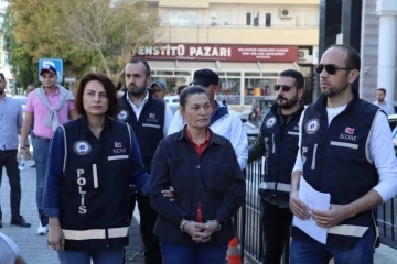 Kuşadası’nda mıcır ihalesi davasında 2 tahliye
