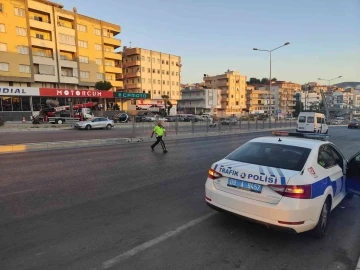 Kuşadası’nda on gün arayla aynı yerde ikinci trafik kazası: 3 yaralı
