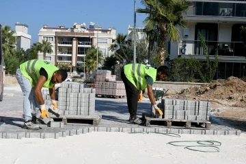 Kuşadası’nın tüm mahalleleri hizmetten payını alıyor
