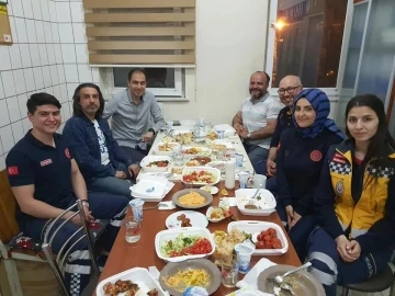 Kütahya 112 Acil Sağlık İstasyonu çalışanları iftarda buluştu
