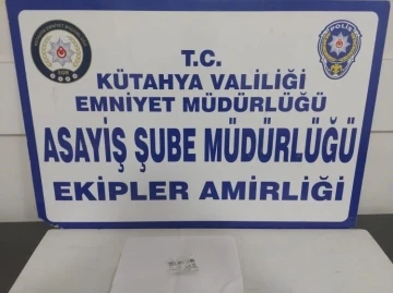 Kütahya’da 1 kişinin üzerinde uyuşturucu ele geçirildi
