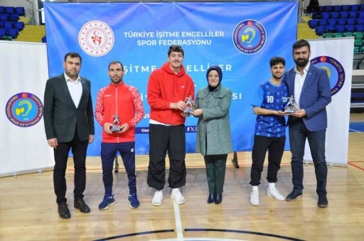 Kütahya’da düzenlenen İşitme Engelliler Erkekler Futsal Türkiye Şampiyonası sona erdi