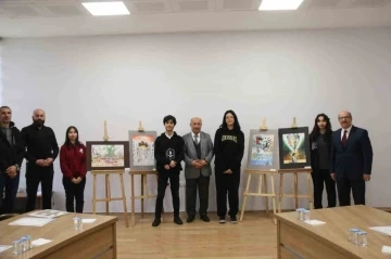 Kütahya’da liseler arası resim yarışmasında dereceye giren öğrenciler ödüllendirildi
