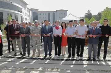 Kütahya’da &quot;Mesleki Teknik Eğitim Fuarı&quot; açıldı
