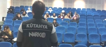 Kütahya’da üniversite öğrencilerine ’Narko gençlik’ eğitimi
