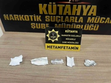 Kütahya’da Uyuşturucu Ticareti Yapan Zanlı Tutuklandı