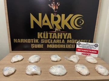 Kütahya’da valize zulalanmış halde 2 kilogram metamfetamin ele geçirildi
