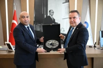 Kuveyt İstanbul Başkonsolosu'ndan Başkan Böcek'e ziyaret 