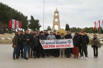 Kuyucak Belediyesi ilçedeki gençleri Çanakkale ile buluşturdu
