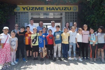 Kuyucak’ta yüzlerce çocuk şenlikte buluştu
