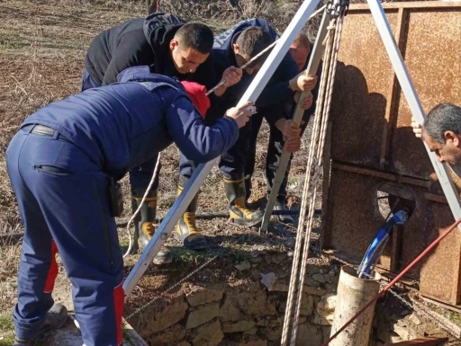 Kuyuya düşen köpek kurtarıldı
