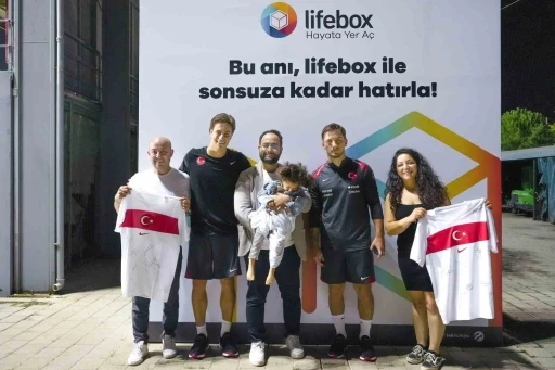 lifebox, kullanıcılarını A Milli Takım yıldızlarıyla buluşturdu
