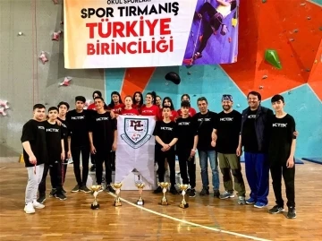 Lise öğrencilerinin Türkiye Şampiyonluğu sevinci
