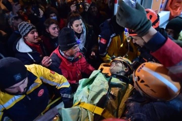 Lise öğrencisinin ilk sorusu 'Bugün günlerden ne?'