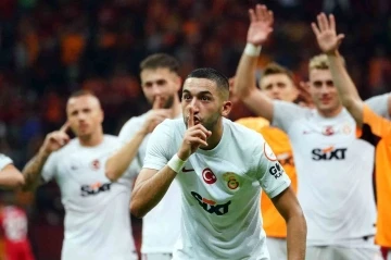 Maç sonu 3’lüsü Hakim Ziyech’ten
