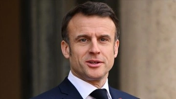 Macron, Nükleer Enerji Zirvesinde Yenilenebilir Enerjiyi Destekledi