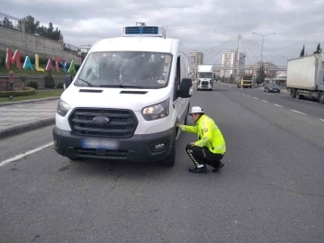 Malatya polisinden kış lastiği uyarısı
