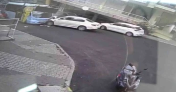 Maltepe’de otomobil ile minibüs çarpıştı: 3 kişi yaralandı
